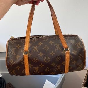 Small Louis Vuitton papillon purse